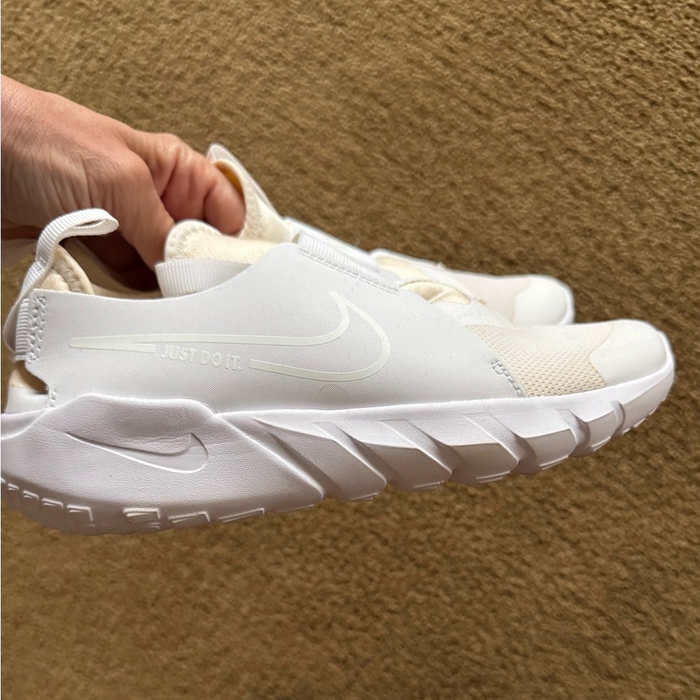 Nike Flex Runner Cream and White Slip-On Sneakers